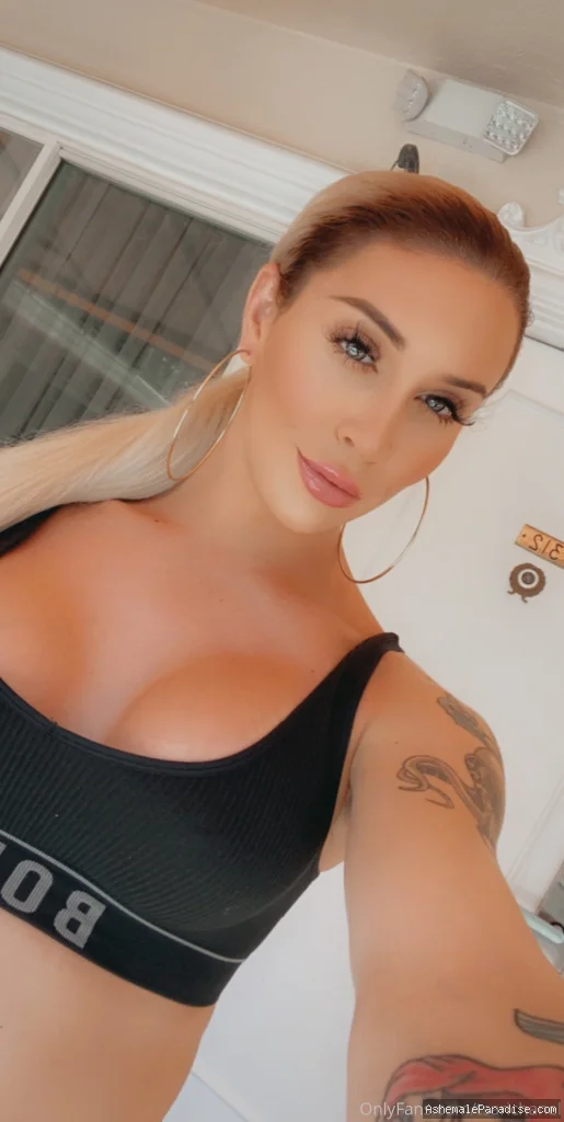 Ari Chanel — Ari Chanel — 12 fotos — Watch Ari Chanel Onlyfans pictures with an emphasis on tranny