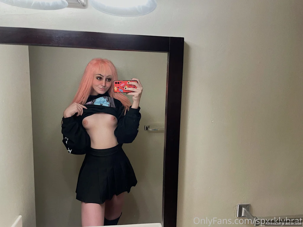 Aurora Skye — Aurora Skye — 12 fotos — Watch Spxrklybrat Onlyfans pictures with an emphasis on tranny