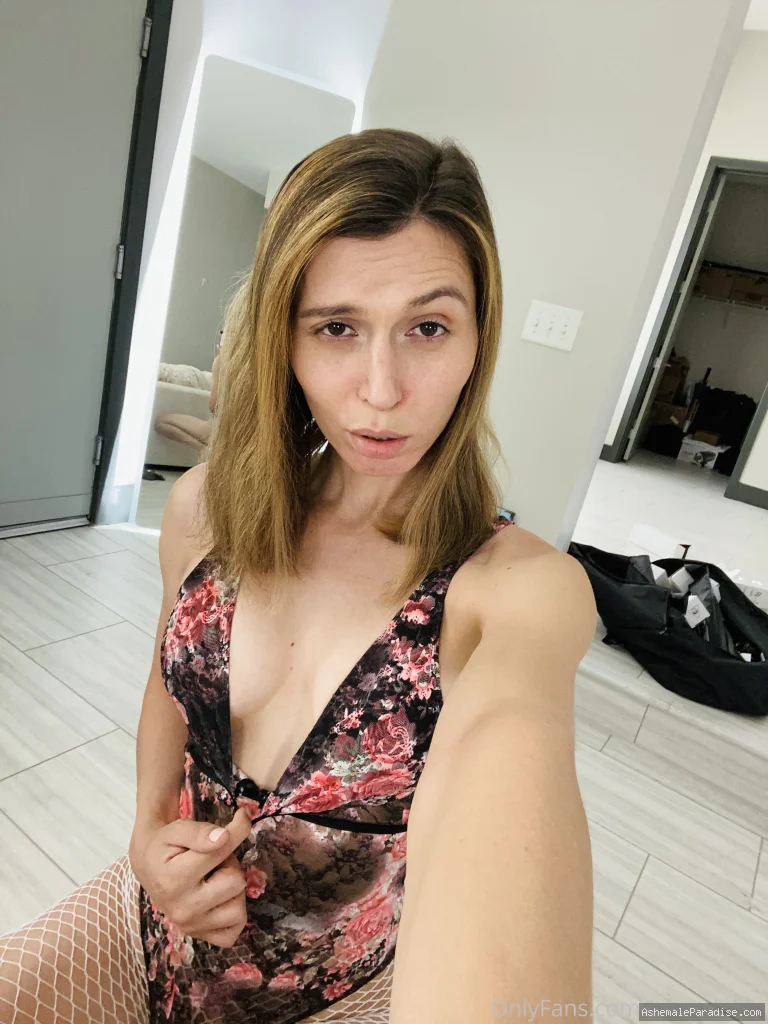 Korra Del Rio — Korra Del Rio — 12 fotos — Watch Korra Del Rio Onlyfans pictures with an emphasis on tranny