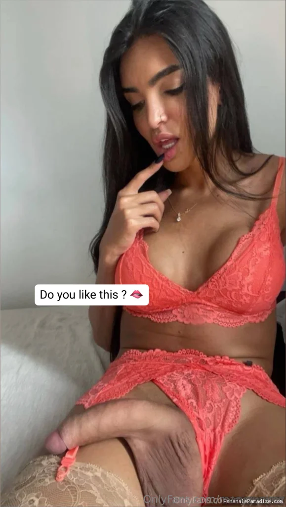 Mary Queiroz — Mary Queiroz — 11 fotos — Watch Mary Queiroz  Onlyfans pictures with an emphasis on tranny