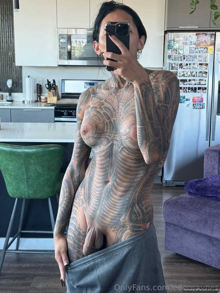 Eden Raynes — Eden Raynes — 12 fotos — Watch Eden Raynes Onlyfans pictures 2 with an emphasis on tranny