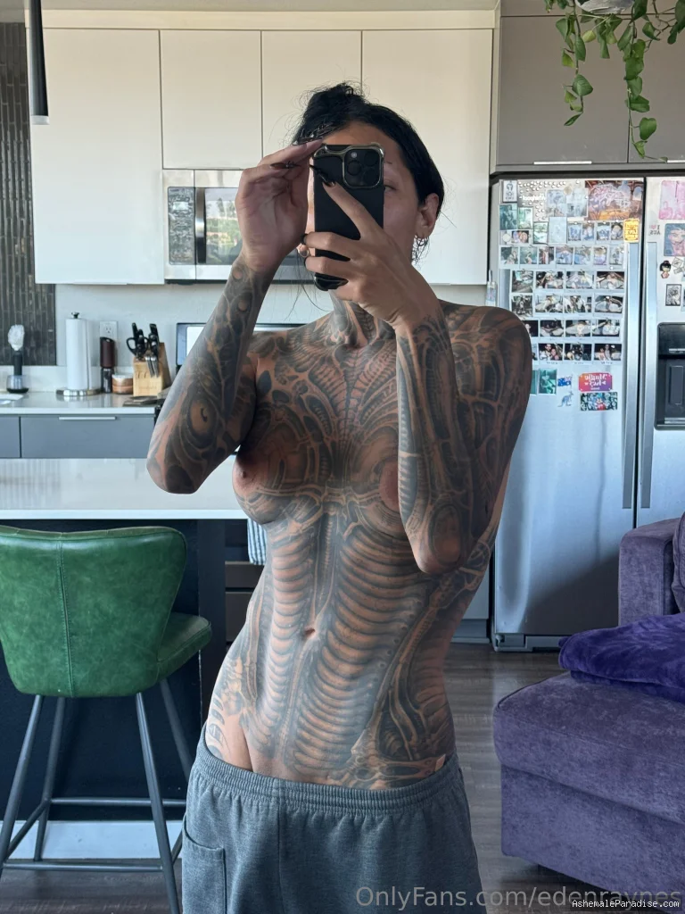 Eden Raynes — Eden Raynes — 12 fotos — Watch Eden Raynes Onlyfans pictures 2 with an emphasis on tranny