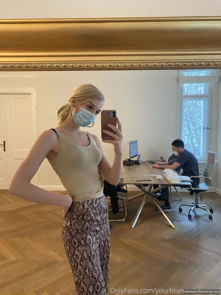 Celine Dijjon — Celine Dijjon — 12 fotos — Watch Celine Dijjon Onlyfans pictures with an emphasis on tranny