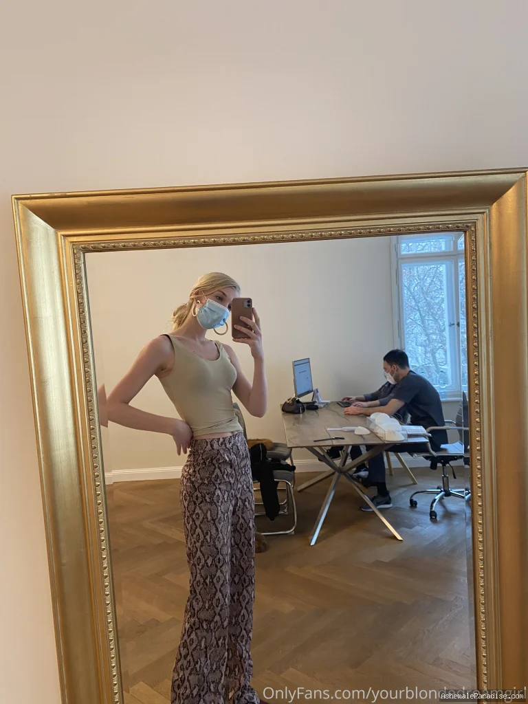 Celine Dijjon — Celine Dijjon — 12 fotos — Watch Celine Dijjon Onlyfans pictures with an emphasis on tranny