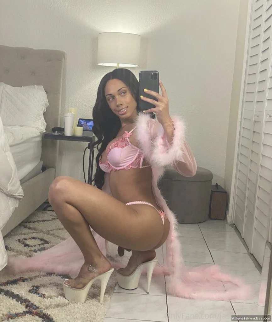 Jasmine lotus — Jasmine lotus — 12 fotos — Watch Jasmine lotus Onlyfans pictures with an emphasis on tranny