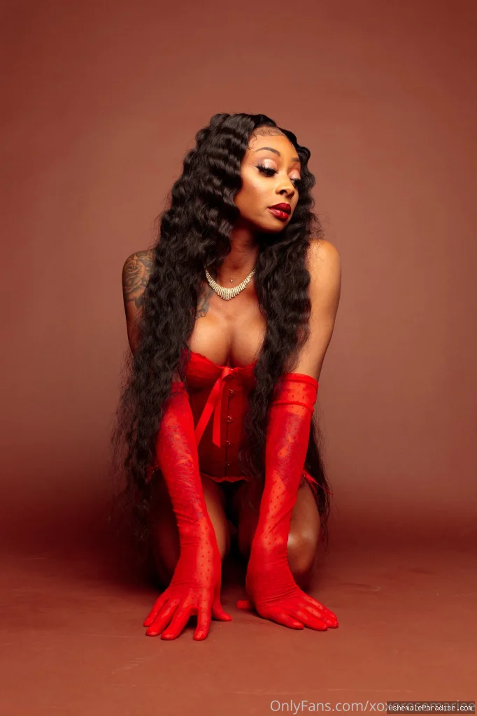 xoxorosemariee — xoxorosemariee — 12 fotos — Watch Xoxorosemariee Onlyfans pictures with an emphasis on tranny
