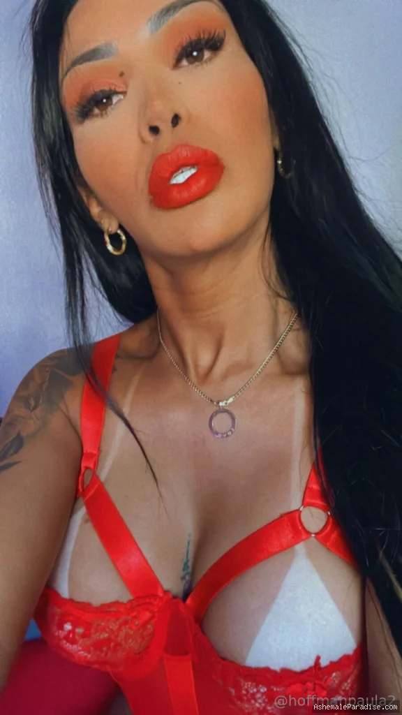 Paula Hoffman — Paula Hoffman — 12 fotos — Watch Paula Hoffman Onlyfans pictures with an emphasis on tranny