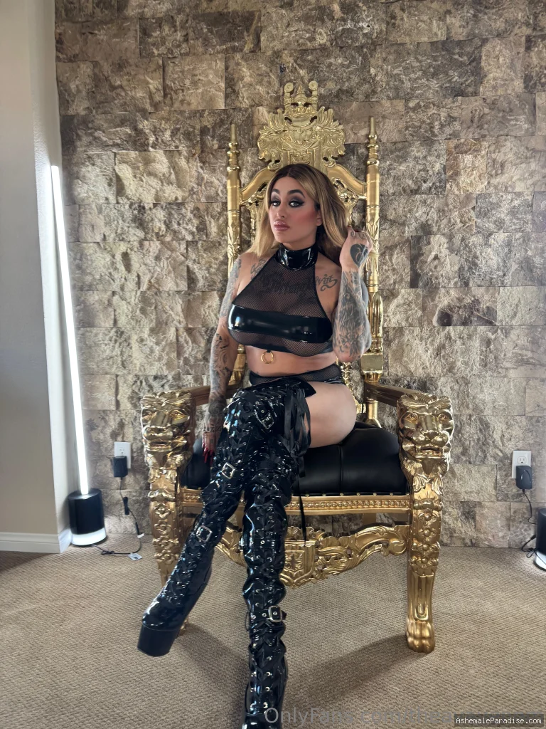 Ava Venom — Ava Venom — 12 fotos — Watch Ava Venom Onlyfans pictures 3 with an emphasis on tranny