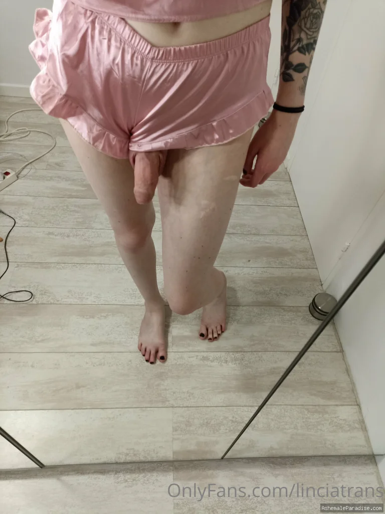 Lincia VanSay — Lincia VanSay — 12 fotos — Watch Lincia VanSay Onlyfans pictures with an emphasis on tranny