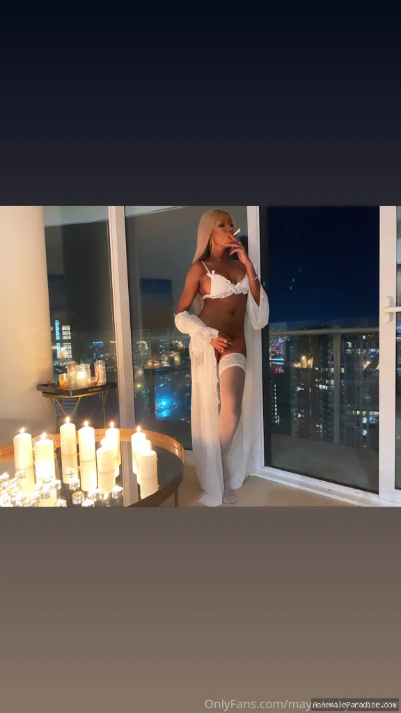 Maya Lafayette — Maya Lafayette — 12 fotos — Watch Maya Lafayette Onlyfans pictures with an emphasis on tranny