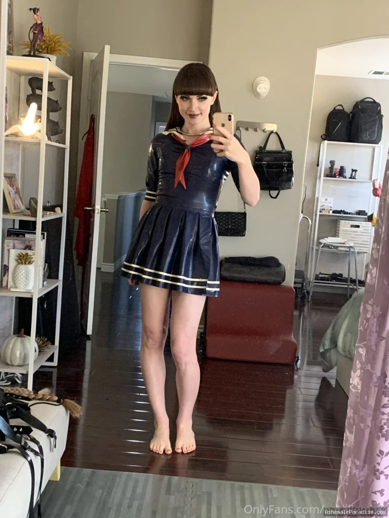 Natalie Mars — Natalie Mars — 12 fotos — Watch Natalie Mars Onlyfans pictures with an emphasis on tranny
