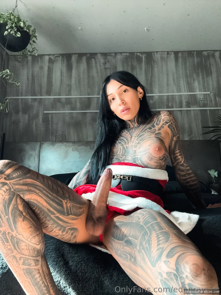 Eden Raynes — Eden Raynes — 12 fotos — Watch Eden Raynes Onlyfans pictures 3 with an emphasis on tranny