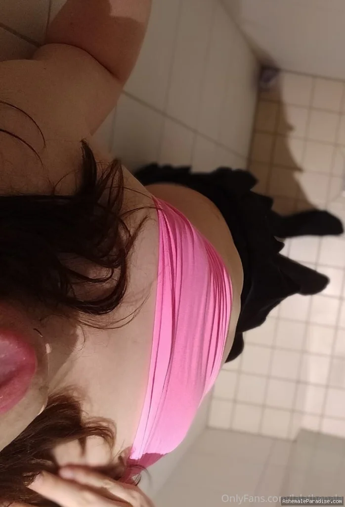 LalaThePala — LalaThePala — 12 fotos — Watch LalaThePala Onlyfans pictures with an emphasis on tranny