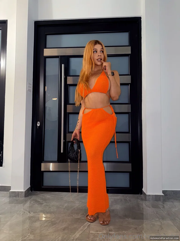 Raven Babe — Raven Babe — 12 fotos — Watch Raven Babe Onlyfans pictures 2 with an emphasis on tranny