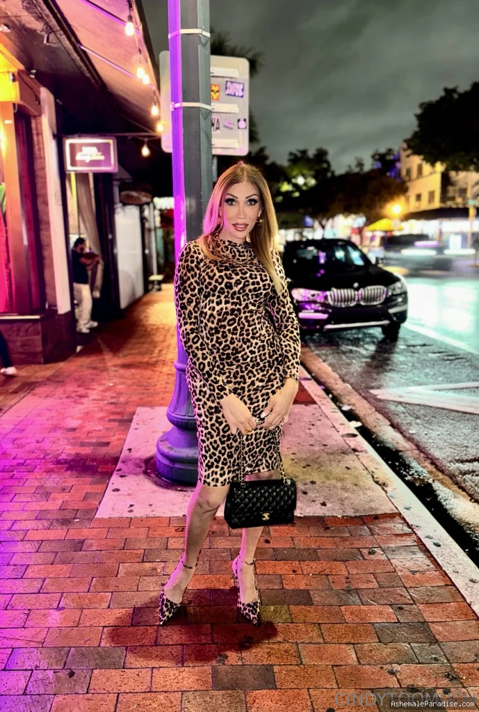 Cindy Too Much — Cindy Too Much — 12 fotos — Watch Cindy Too Much Onlyfans pictures 2 with an emphasis on tranny