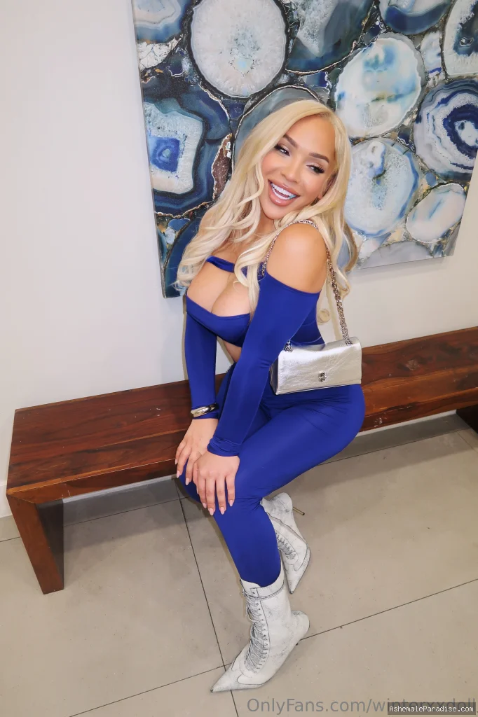 Winter Doll — Winter Doll — 12 fotos — Watch Ts Winter Doll Onlyfans pictures 2 with an emphasis on tranny