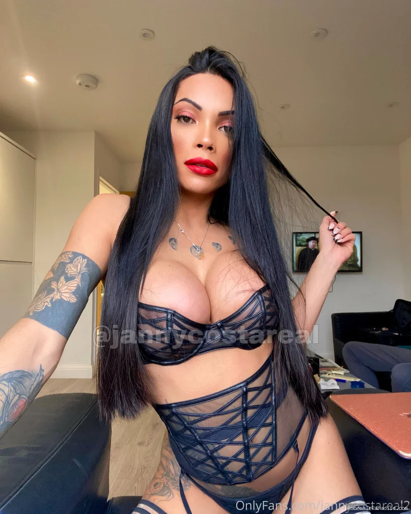 Jannycostareal — Jannycostareal — 12 fotos — Watch Jannycostareal2 Onlyfans pictures with an emphasis on tranny