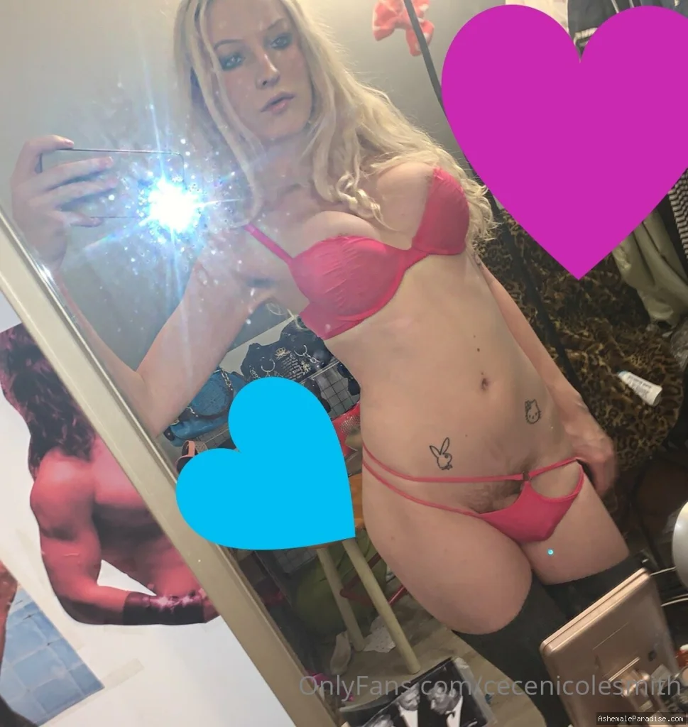 Cece Nicole Smith — Cece Nicole Smith — 12 fotos — Watch Cece Nicole Smith Onlyfans pictures with an emphasis on tranny