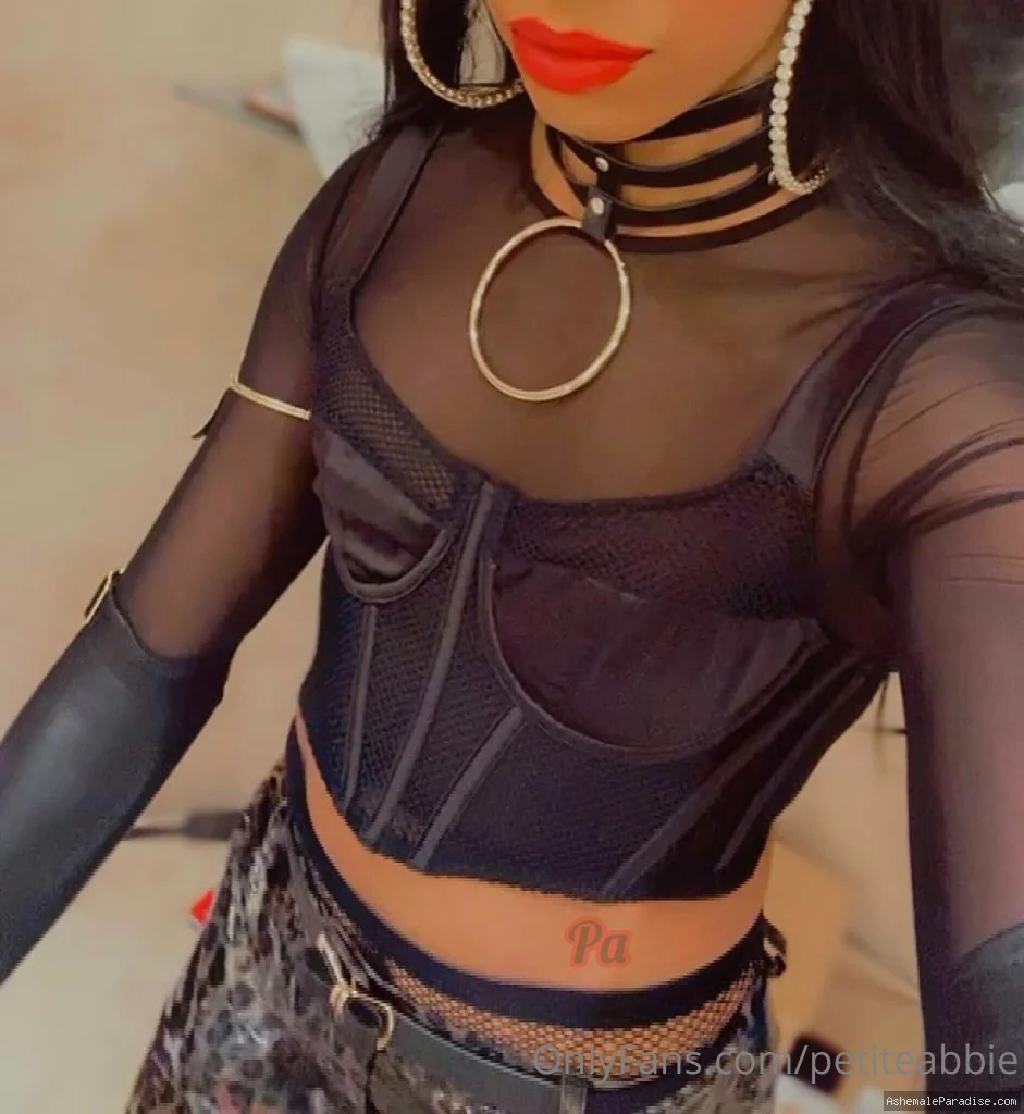 petiteabbie — petiteabbie — 12 fotos — Watch Petiteabbie Onlyfans pictures with an emphasis on tranny