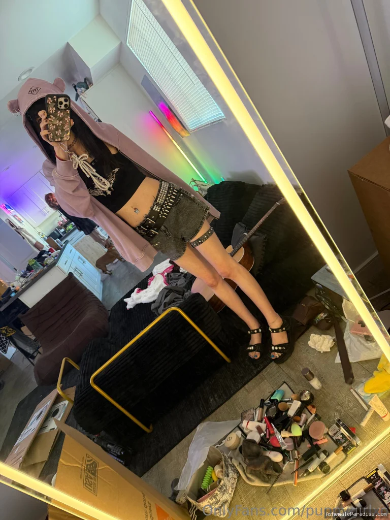 puppygirlXO — puppygirlXO — 12 fotos — Watch Puppygirlxo Onlyfans pictures 2 with an emphasis on tranny
