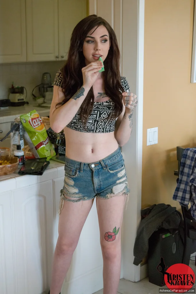 Annabelle Lane — Annabelle Lane — 12 fotos — Watch Annabelle Lane Onlyfans pictures with an emphasis on tranny