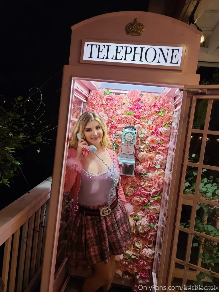 Kristi Lacroix — Kristi Lacroix — 12 fotos — Watch Kristi Lacroix Onlyfans pictures with an emphasis on tranny