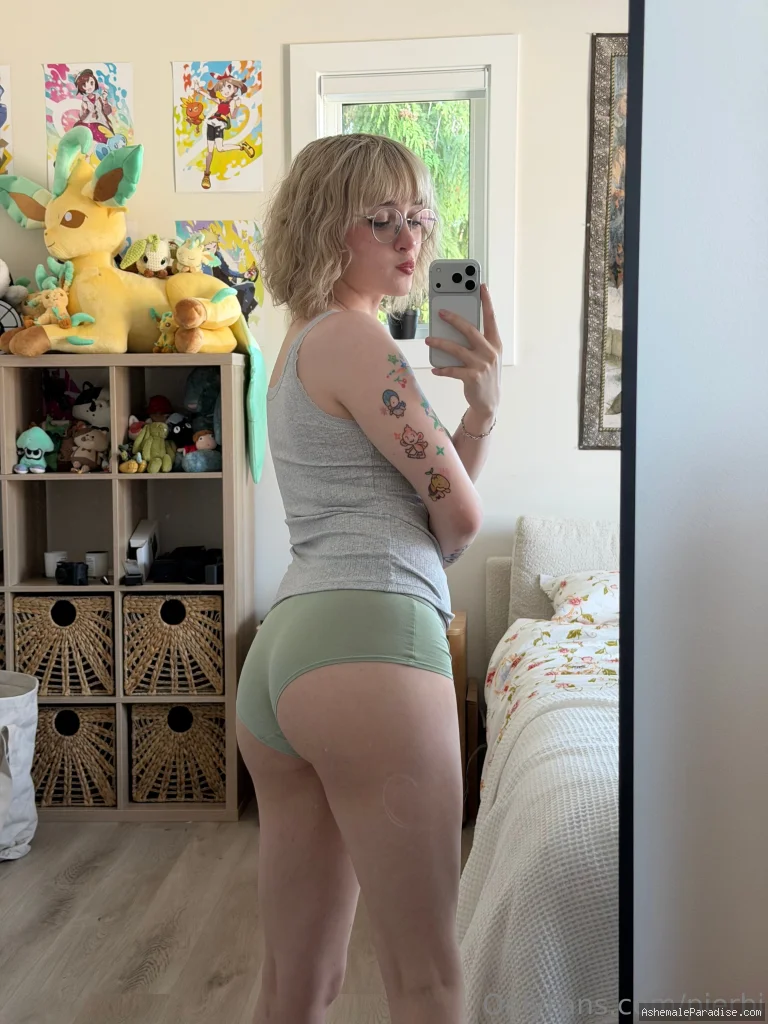 Pierbi — Pierbi — 12 fotos — Watch Pierbi Onlyfans pictures 5 with an emphasis on tranny