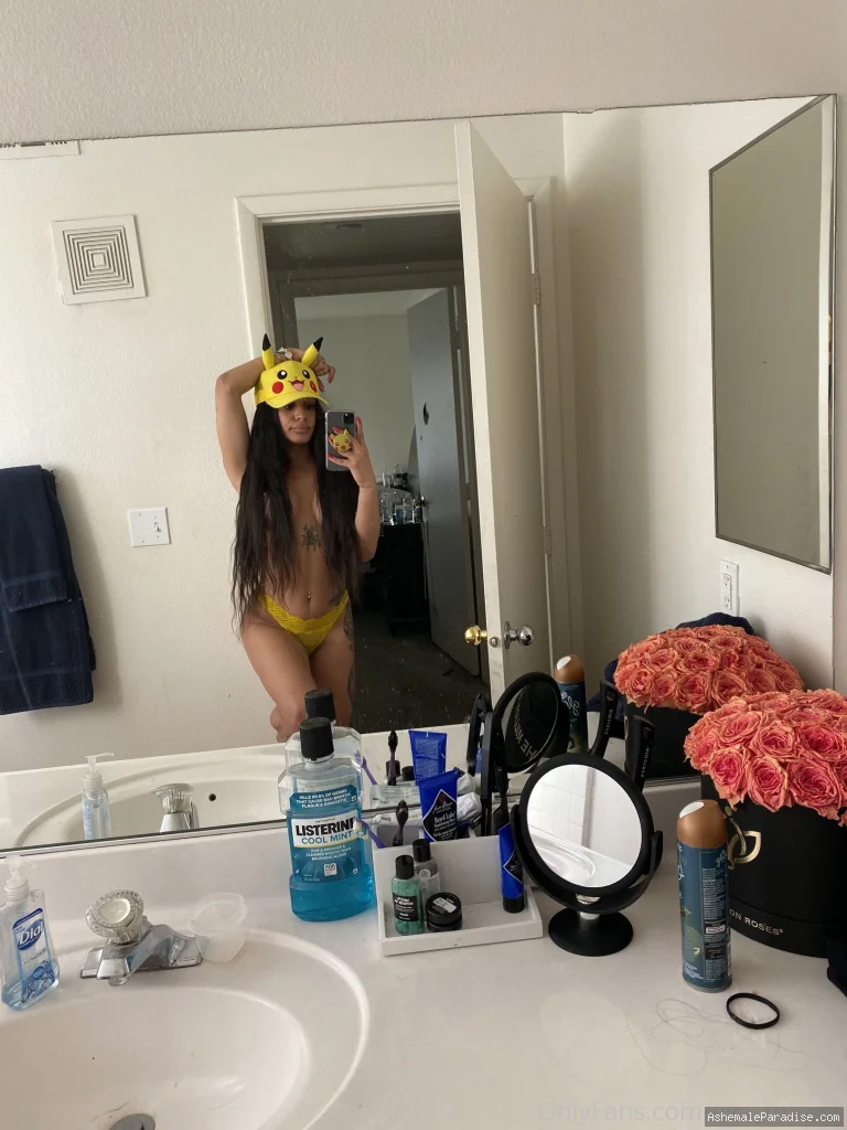 Eva Maxim — Eva Maxim — 12 fotos — Watch Eva Maxim Onlyfans pictures with an emphasis on tranny