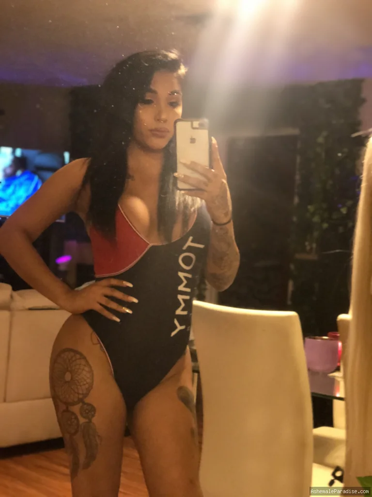 Jane Marie — Jane Marie — 12 fotos — Watch Jane Marie Onlyfans pictures with an emphasis on tranny