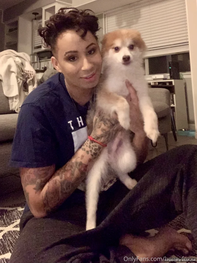 Honey FoXXX — Honey FoXXX — 8 fotos — Watch Honey FoXXX Onlyfans pictures with an emphasis on tranny