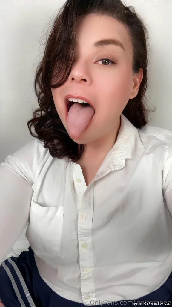 Janice Renee — Janice Renee — 12 fotos — Watch Janice Renée Onlyfans pictures with an emphasis on tranny