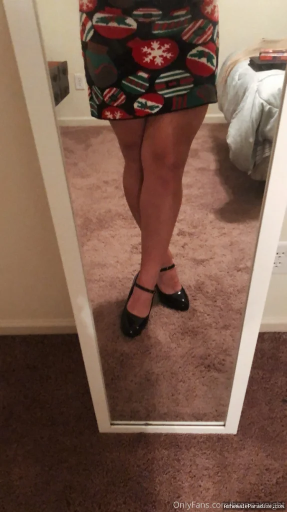 Brenna Knight — Brenna Knight — 12 fotos — Watch Brenna Knight Onlyfans pictures with an emphasis on tranny