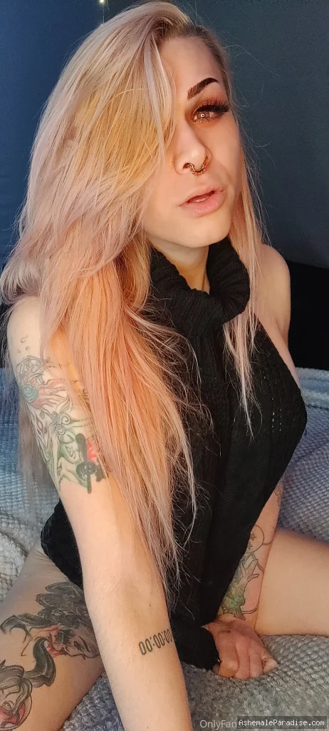 Echo Screams — Echo Screams — 12 fotos — Watch Echoscreams Onlyfans pictures with an emphasis on tranny