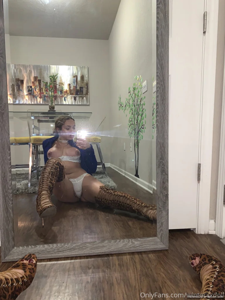 Winter Doll — Winter Doll — 12 fotos — Watch Ts Winter Doll Onlyfans pictures with an emphasis on tranny