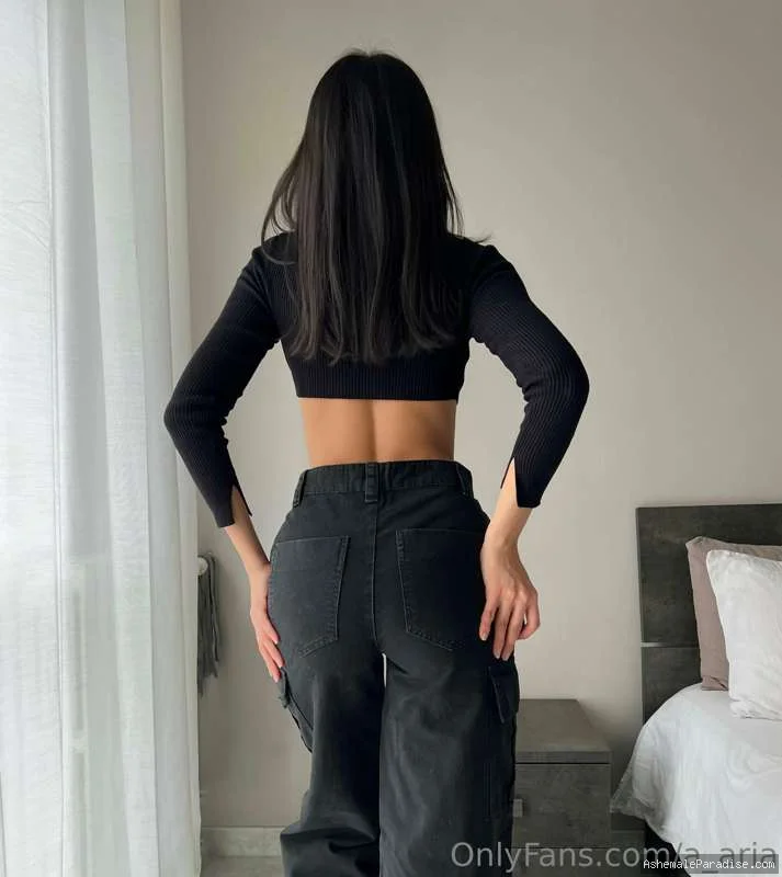 Aariah James — Aariah James — 33 fotos — OnlyFans Photos