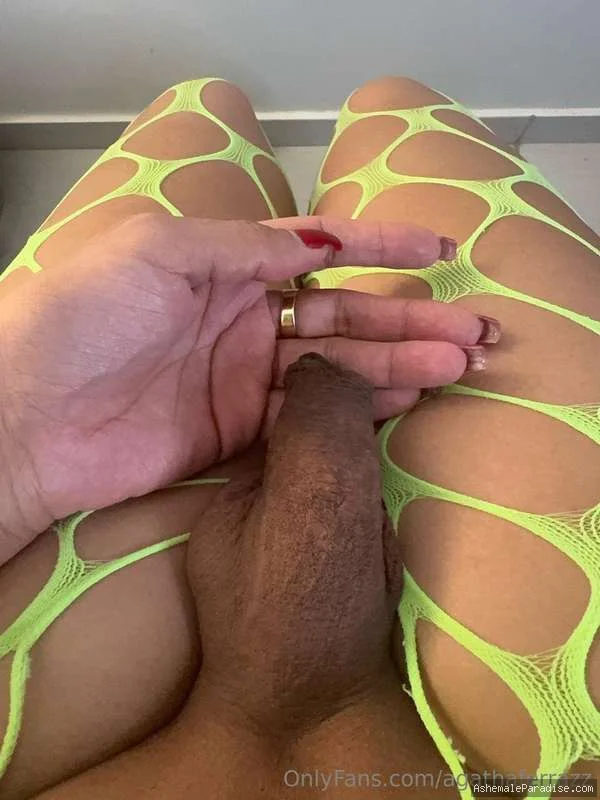 Agatha Ferraz — Agatha Ferraz — 34 fotos — OnlyFans Photos