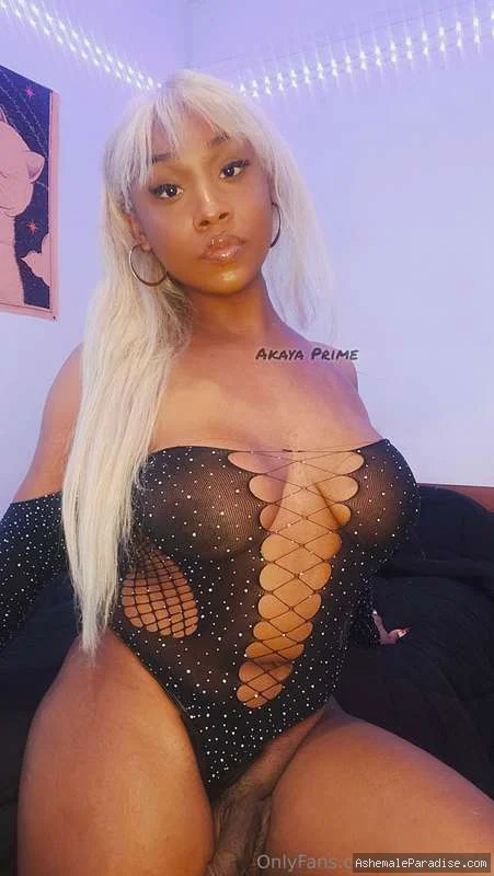 Akaya Prime — Akaya Prime — 36 fotos — OnlyFans Photos