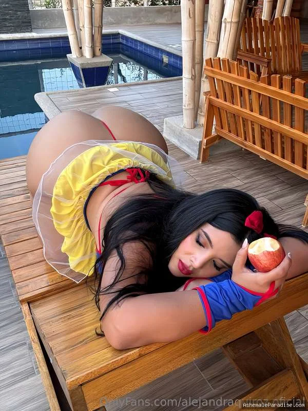 Alejandra — Alejandra — 34 fotos — OnlyFans Photos
