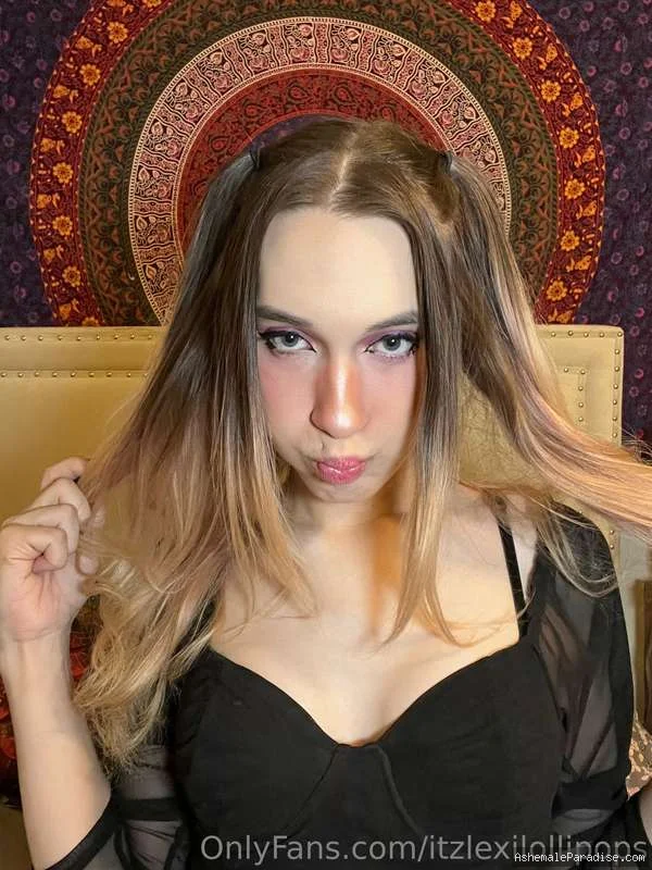 Alexa Amore — Alexa Amore — 17 fotos — OnlyFans Photos