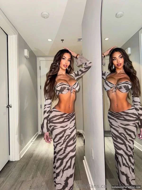 Alexa Vesta — Alexa Vesta — 33 fotos — OnlyFans Photos