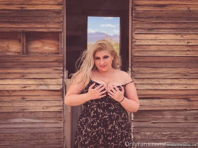 Alexis A — Alexis A — 23 fotos — OnlyFans Photos