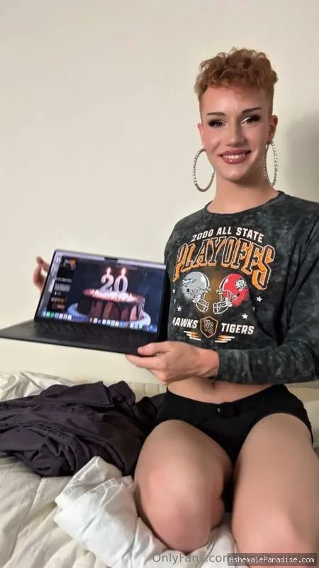 Alexis Auclair — Alexis Auclair — 35 fotos — OnlyFans Photos