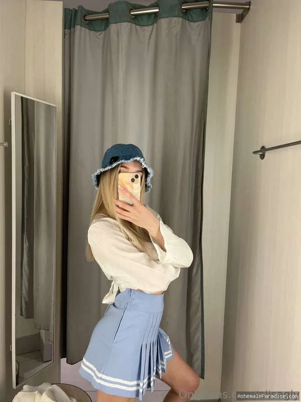 Alice Maxwell — Alice Maxwell — 33 fotos — OnlyFans Photos