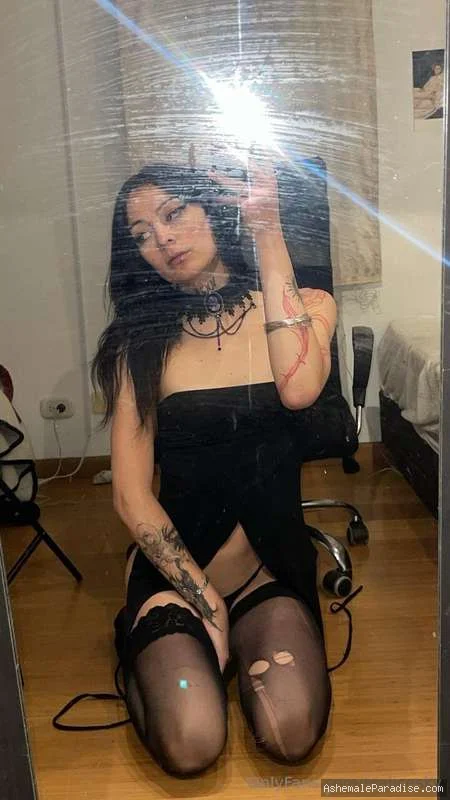 Alice Sky — Alice Sky — 34 fotos — OnlyFans Photos
