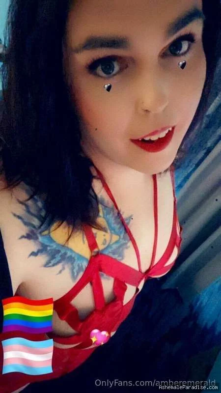 Amber Emerald — Amber Emerald — 35 fotos — OnlyFans Photos