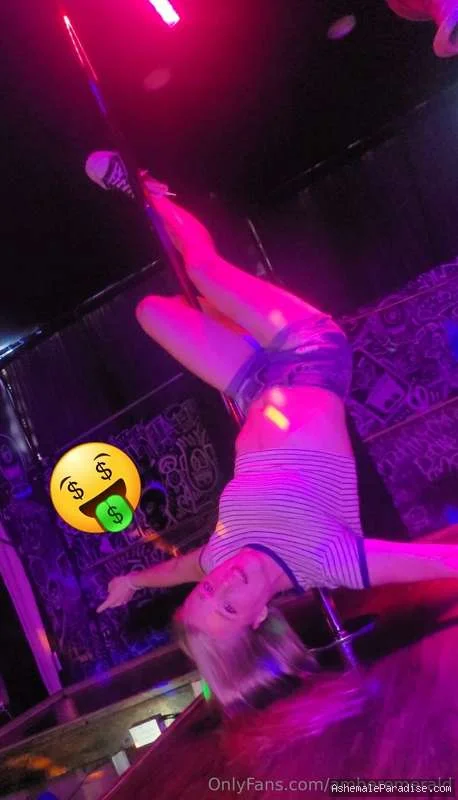 Amber Emerald — Amber Emerald — 35 fotos — OnlyFans Photos