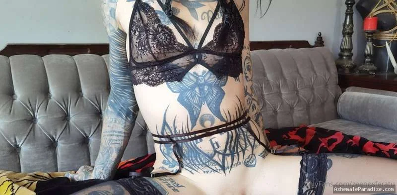 Amy Nosferatu — Amy Nosferatu — 2 fotos — OnlyFans Photos
