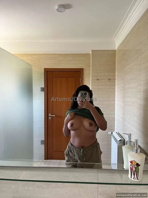 Angie — Angie — 30 fotos — OnlyFans Photos