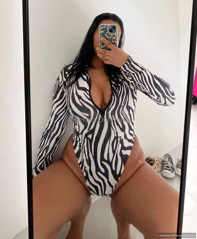 Angie — Angie — 30 fotos — OnlyFans Photos