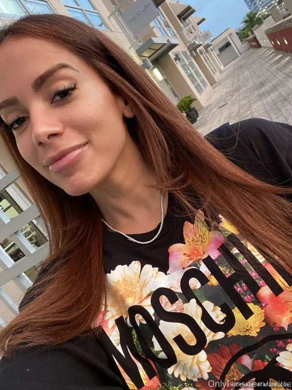 Anitta Fontana — Anitta Fontana — 33 fotos — OnlyFans Photos